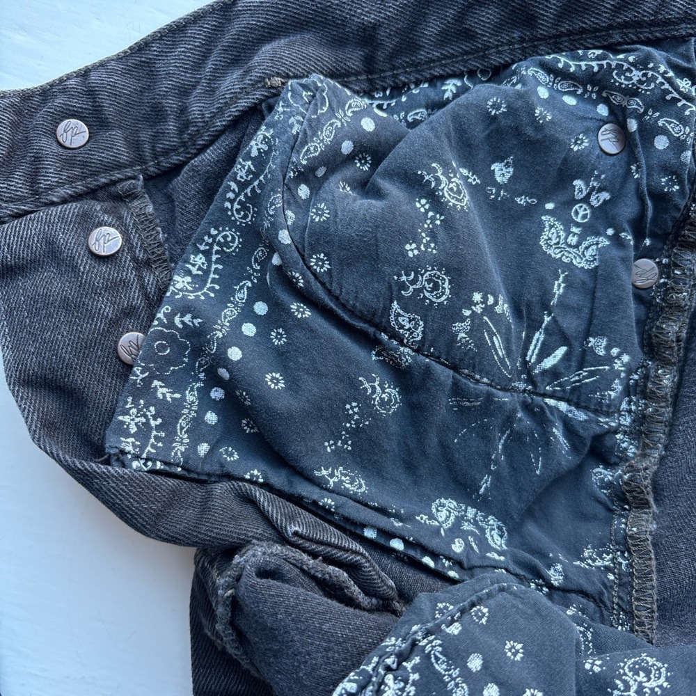 We The Free‎ Free People Black Straight Distressed Jeans Raw Hem Button Fly 28 - Picture 8 of 13